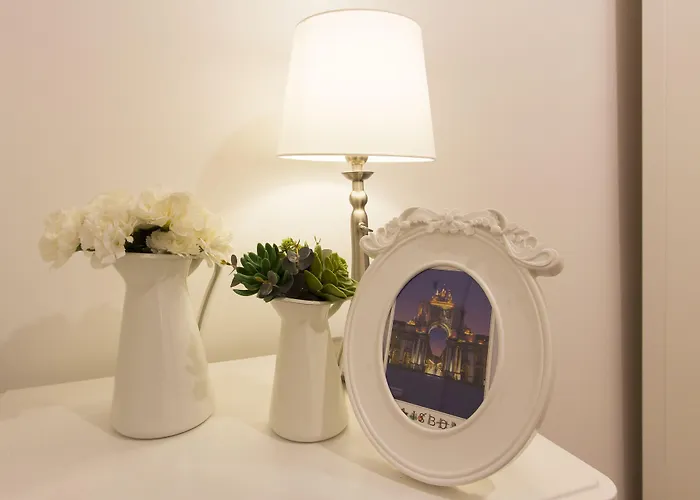 Downtown Classic By Homing *